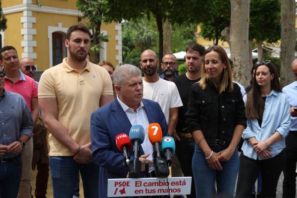 Vélez se compromete a implantar pruebas rápidas para detectar enfermedades de transmisión sexual