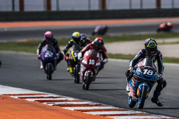Doblete del valenciano Ángel Piqueras en Junior GP en el Circuit Ricardo Tormo
