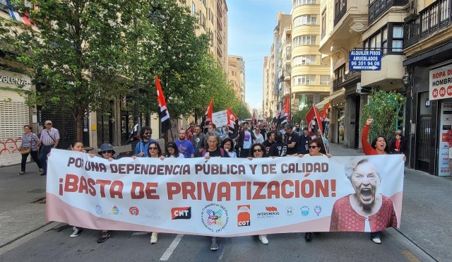 Trabajadoras de Atención Domiciliaria reclaman en València una dependencia 
