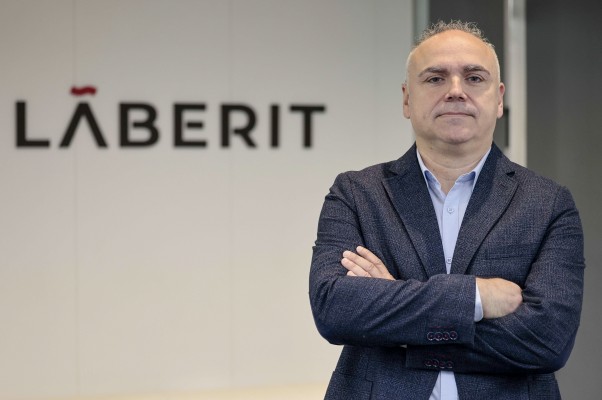 Hacer que un político 