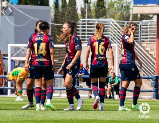 El Levante despide la temporada con una goleada al Betis