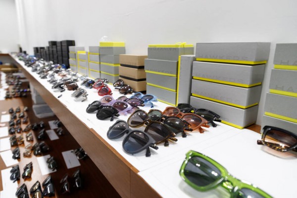 I+D de Hawkers en Elche: desarrollan un modelo de gafas 'carey' de inyección inédito