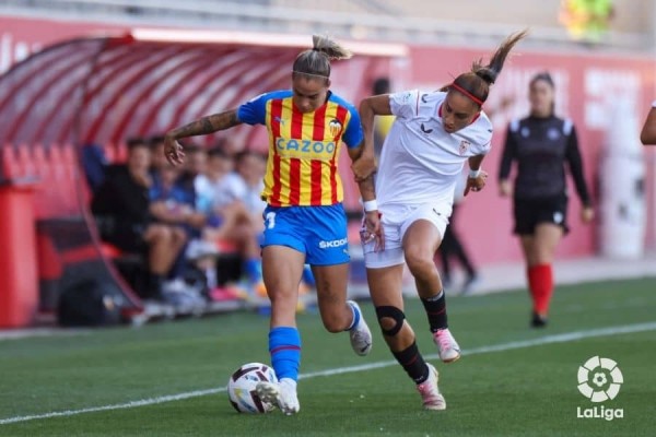El Valencia cae ante el Sevilla y a la novena plaza