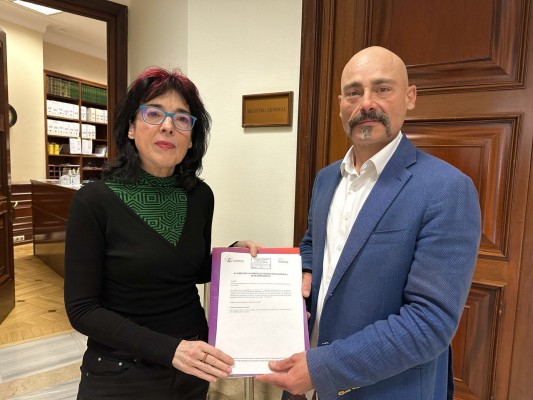 Unides Podem solicita en el Congreso que se amplíen a 750 millones las ayudas a la cerámica