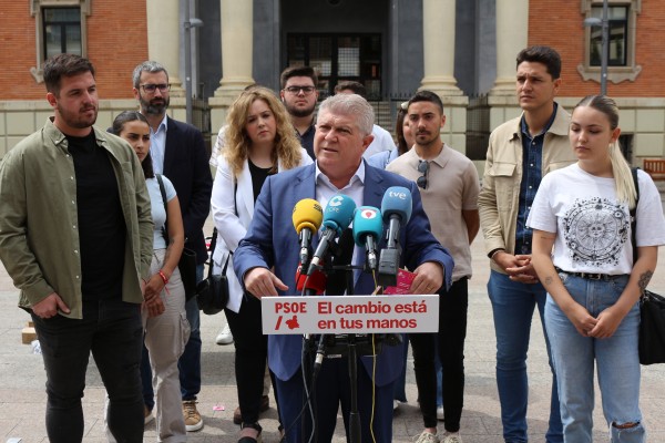 El PSOE promete bonificar el 99% de los créditos en la primera matrícula universitaria
