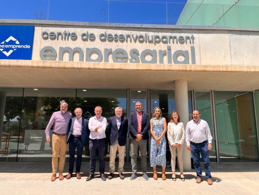 Cedelco acoge una reunión de asociaciones empresariales de la comarca sobre la FP dual