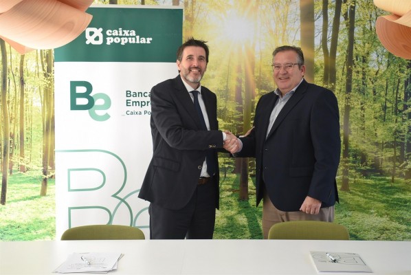 Ivefa y Caixa Popular promoverán el crecimiento sostenible de las empresas familiares valencianas