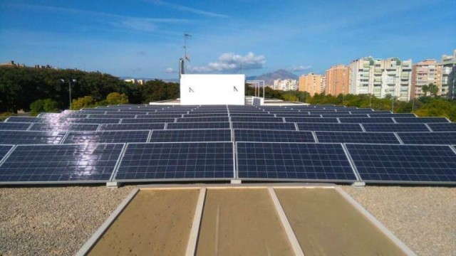 San Vicente instalará placas solares en edificios como la biblioteca, la Policía Local o el centro social