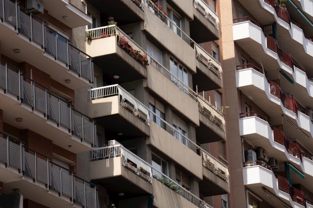 La compraventa de viviendas no despega en la Región: cae un 4,2% en marzo