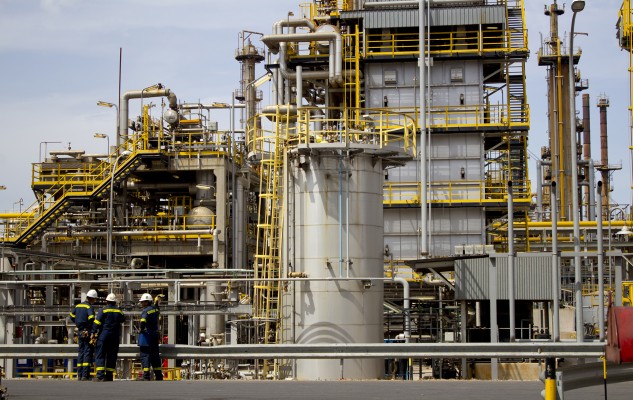 La avería en la refinería: miles de litros de crudo vertidos y bp tardará días en repararla