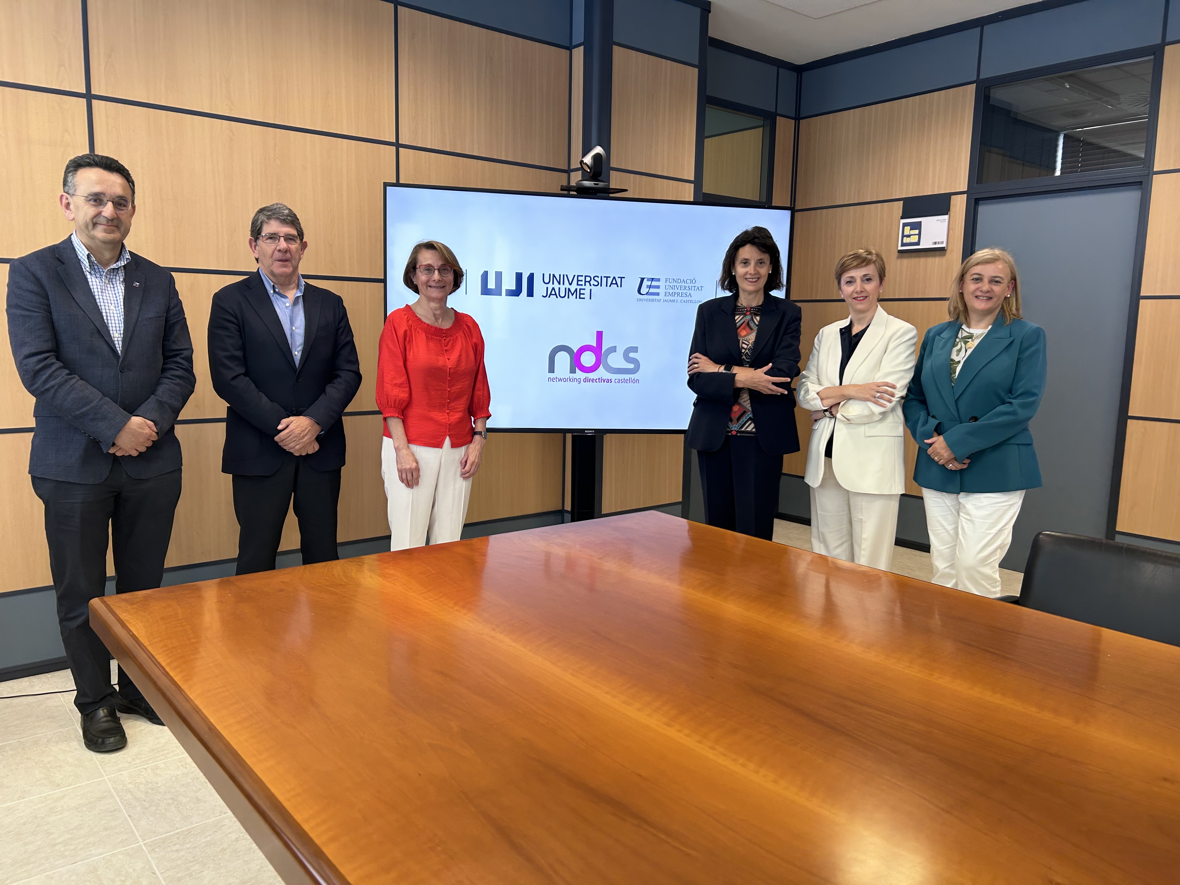 La FUE-UJI y Networking Directivas estrechan lazos por el emprendimiento y la innovación