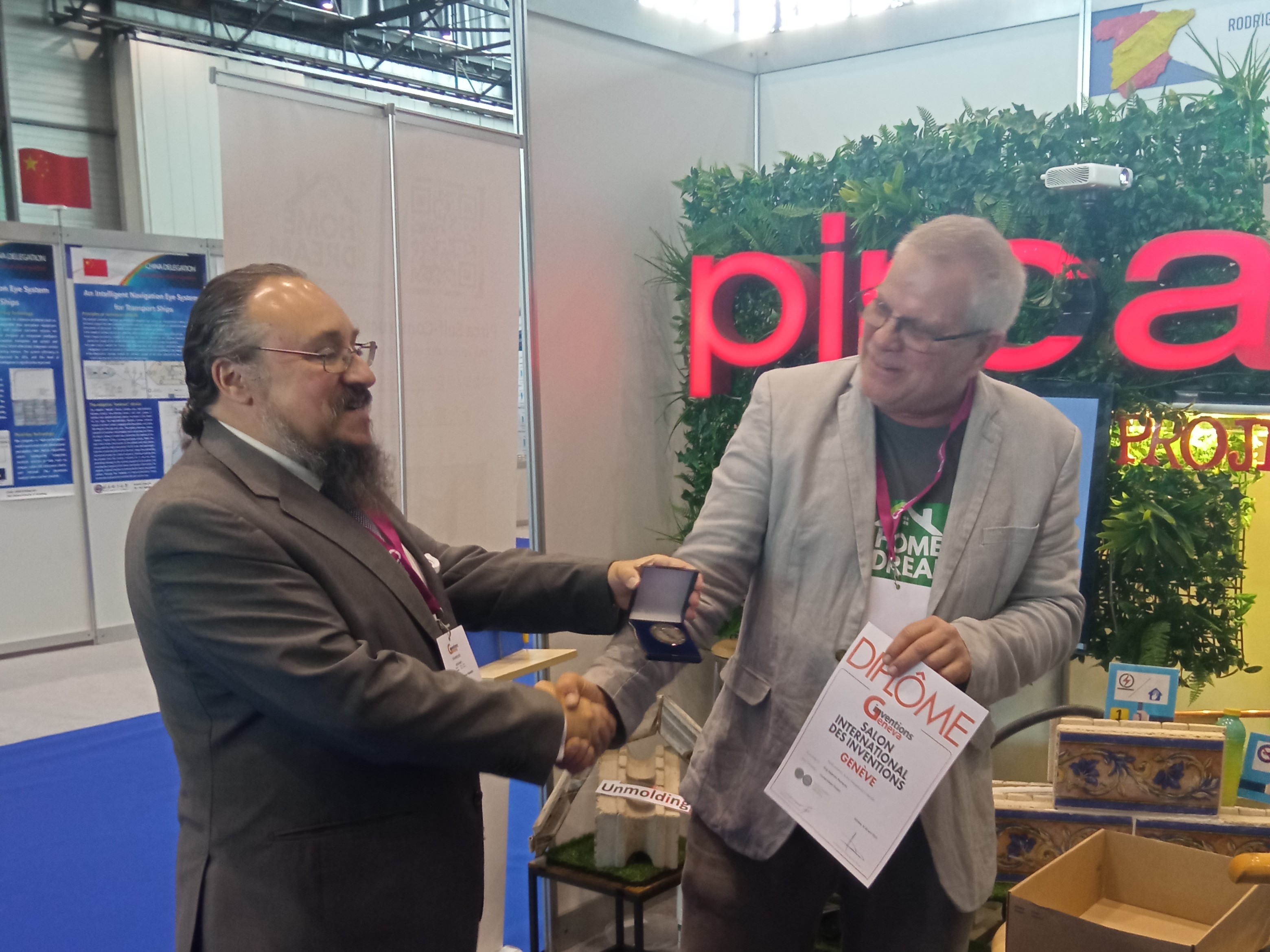La fira d'invents de Ginebra premia un projecte empresarial de Nules
