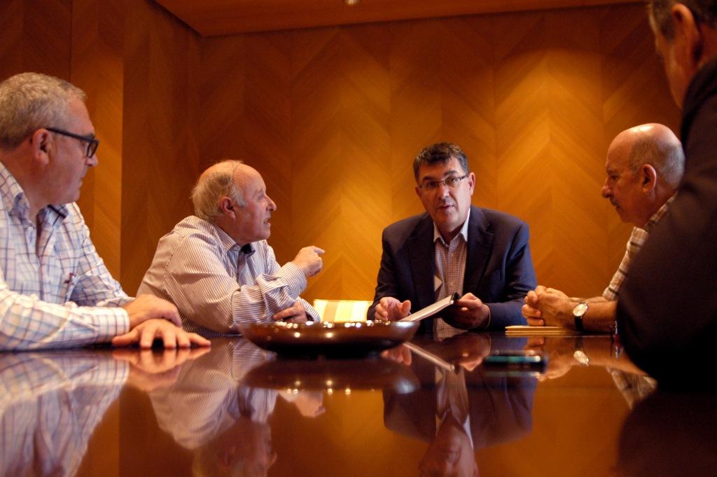 El PP se rebela contra el intento de anexión de cuatro municipios del Vinalopó a l'Alcoià