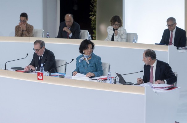 Banco Santander cierra con éxito una emisión de 1.500 millones en bonos a 10 años