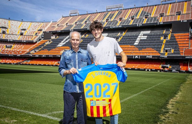 De Tendillo a Javi Guerra, cuarenta años después