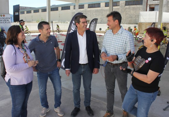 Ontinyent tendrá una tercera línea de transporte público gratuito y un nuevo autobús
