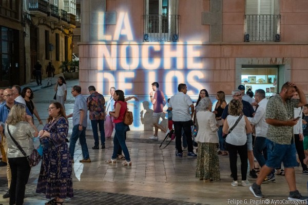 Hostecar pide a Vía Pública que la ampliación de la hora de cierre de bares y restaurantes se extienda a las terrazas en La Noche de los Museos