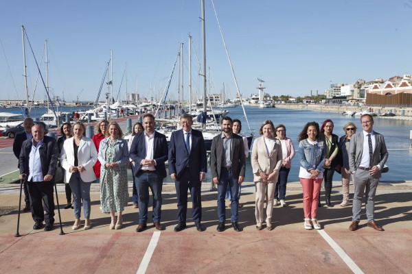 Ayudas, renovables y agricultura: anuncios de Puig para los retos de Castellón en su 'foto de familia'
