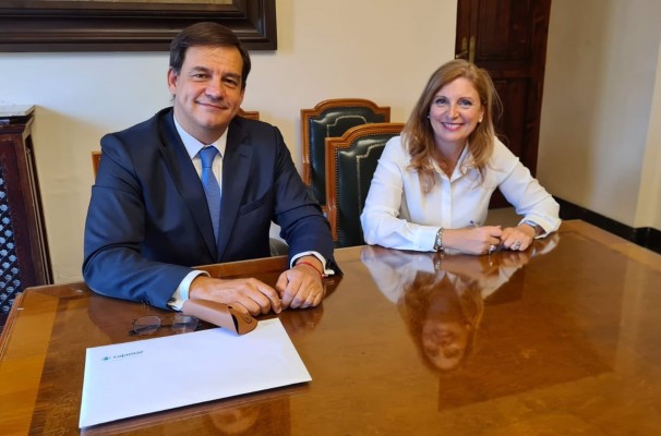 Castelló y Cajamar suscriben el préstamo de 10 millones para garantizar 40 grandes inversiones