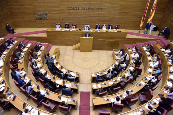 Les Corts incumplen desde hace dos meses su obligación de renovar el Consell Jurídic