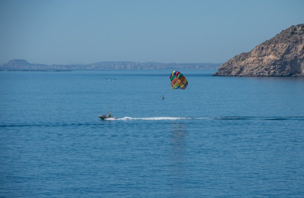 Benidorm logra adjudicar todos los lotes para las actividades lúdicas en sus playas por dos años
