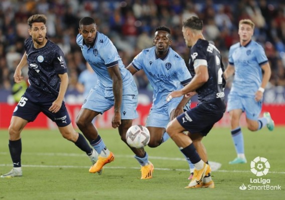 La falta de gol condena al Levante
