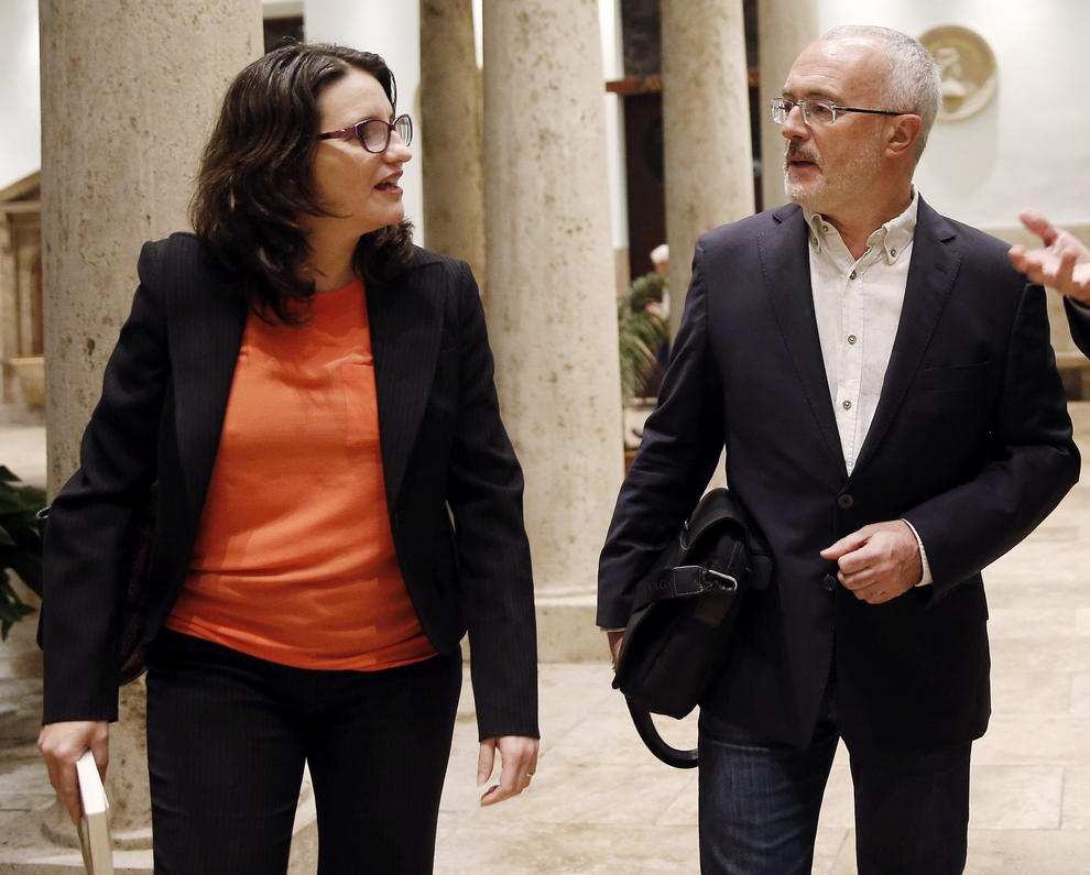 Mónica Oltra y Antonio Montiel - 