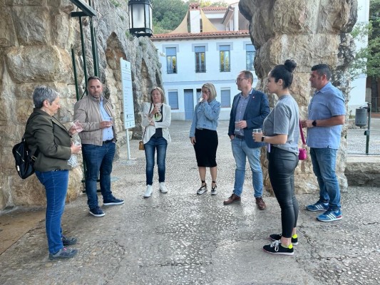 Simó promete convertir el balneario de Benassal en motor turístico y económico del Maestrat

