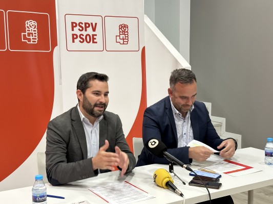 El PSPV denuncia 'la guerra sucia' del PP para desprestigiar a Puig a base de 