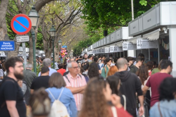 Coses que passen a la Fira del Llibre
