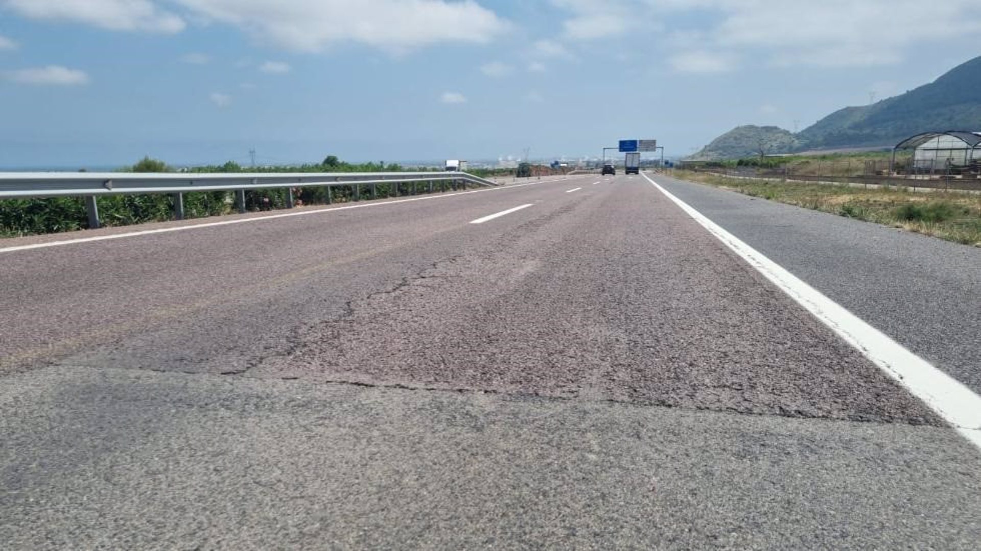 El Consell adjudica la rehabilitación de cinco kilómetros del firme de la CV-10 por 4,41 millones