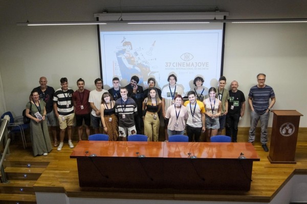 El Encuentro Audiovisual de Cinema Jove reúne un centenar de cortos de jóvenes promesas
