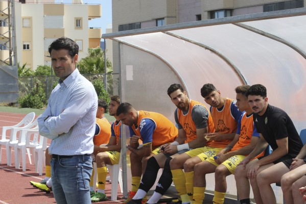 El Hércules cierra con el pobre consuelo de la Copa del Rey la peor temporada de su historia
