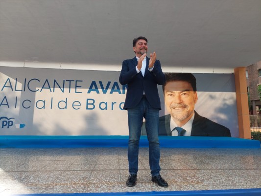 Barcala apuesta por una 'Ciudad de la Música' en las harineras de Benalúa y apela al voto útil