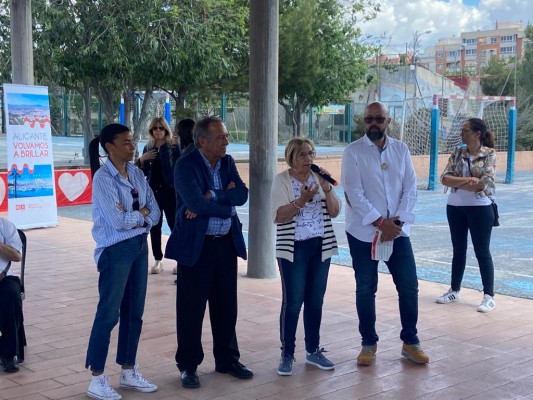 El PSOE de Alicante apuesta por el diálogo con un plan para mejorar los centros educativos
