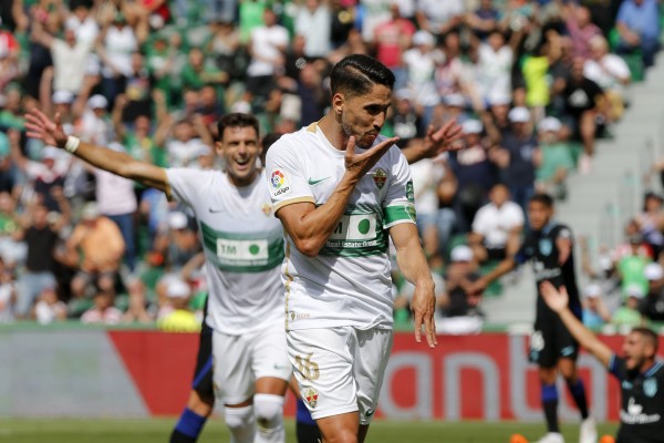 El Elche le regala a su sufrida afición una victoria de mucho mérito sobre el Atlético de Madrid