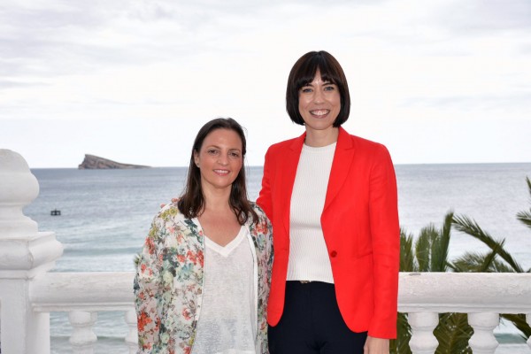 Diana Morant arropa a la candidata socialista Cristina Escoda en el inicio de campaña
