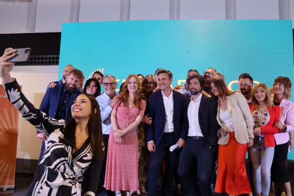 Cs Elche presenta su lista (y su reto): aguantar el centro y ensanchar esa grieta en las elecciones