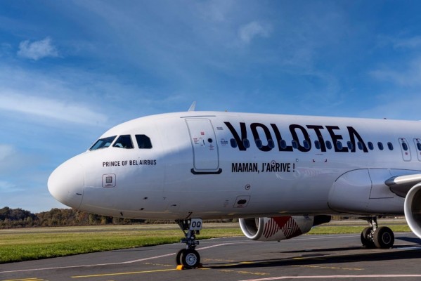 El aeropuerto de València vive el mejor abril de su historia con 863.541 pasajeros
