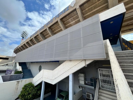 Barceló aboga por dar cabida en los bajos del Rico Pérez a otros clubes y a la concejalía de Deportes
