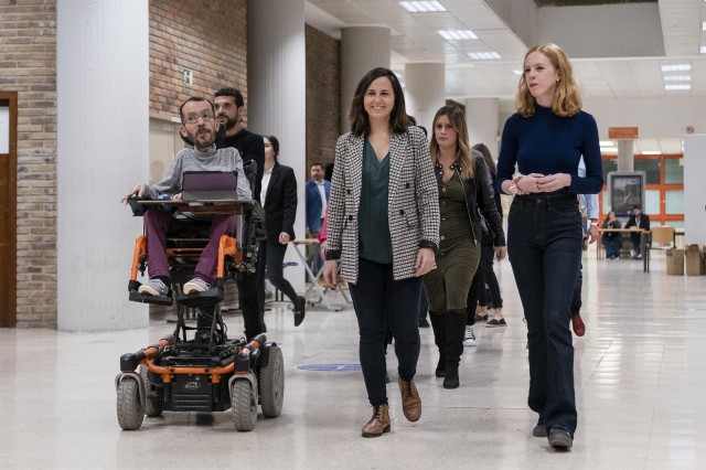 Podemos registra, en pleno inicio de campaña, una ley para duplicar el impuesto a la banca