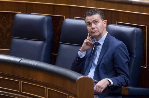Bruselas avala los 837 millones en ayudas de España a la producción de baterías para coches
