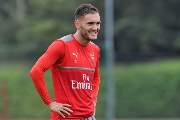 Lucas Pérez estará seis semanas de baja por lesión
