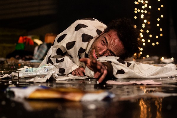 L'actor Sergio Caballero torna al Teatre Principal amb 'Els tardígrads'