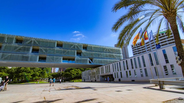 Benidorm solicita una subvención para la contratación temporal de ocho personas con discapacidad