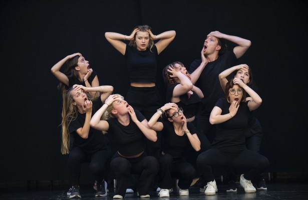 Escena Erasmus exposa els pors d'Europa en La Nau