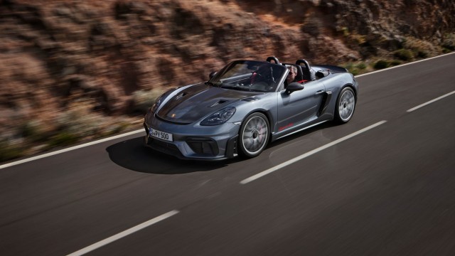 Porsche 718 Spyder RS: el modelo cumbre de la gama con motor central
