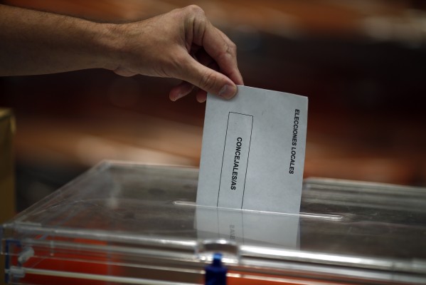 Cocemfe refuerza el transporte para personas con movilidad reducida en el 28M en Castelló