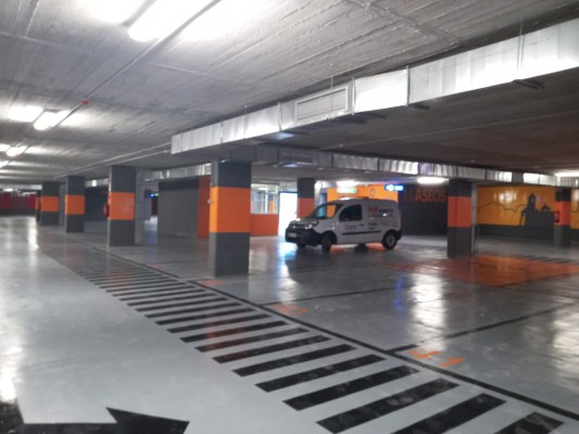 El nuevo parking de San Vicente supera  las 6.000 estancias con 53 personas abonadas desde enero 