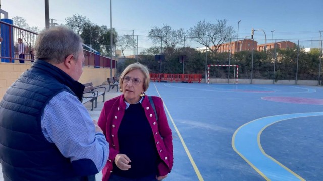 Barceló promete abrir los colegios tras las clases para ser 'motores' de los barrios de Alicante